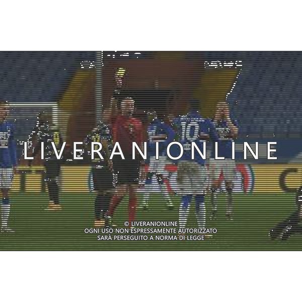 Danilo Vigo/LM - UC Sampdoria vs FC Internazionale - Italian football Serie A match 2020/2021 06 January 2021 - Luigi Ferraris stadium, Genova, Italy Photo showing: The Referee of the match Paolo Valeri, Yellow card for BLADE KEITA (Sampdoria) @LM/Danilo Vigo AG ALDO LIVERANI SAS