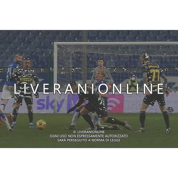 Danilo Vigo/LM - UC Sampdoria vs FC Internazionale - Italian football Serie A match 2020/2021 06 January 2021 - Luigi Ferraris stadium, Genova, Italy Photo showing: Alexis Sanchez (Inter), Lautaro Martinez (Inter), MORTEN THORSBY (Sampdoria) @LM/Danilo Vigo AG ALDO LIVERANI SAS