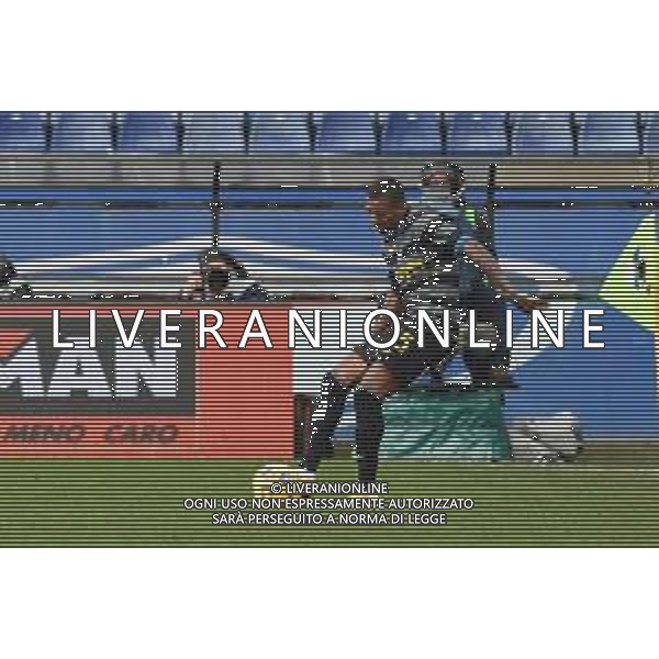 Danilo Vigo/LM - UC Sampdoria vs FC Internazionale - Italian football Serie A match 2020/2021 06 January 2021 - Luigi Ferraris stadium, Genova, Italy Photo showing: ASHLEY YOUNG (Inter) @LM/Danilo Vigo AG ALDO LIVERANI SAS
