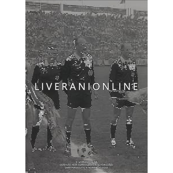 03-06-1984 CREMONA-CAMPIONATO DI CALCIO SERIE B CREMONESE -PALERMO 3-3 NELLA FOTO ARBITRO MASSIMO CIULLI AG ALDO LIVERANI SAS