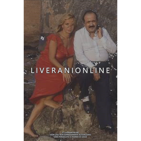 RETROSPETTIVA MAURIZIO COSTANZO GIORNALISTA NELLA FOTO CON LA COMPAGNA SIMONA IZZO NEL 1984 ©Archivio Giovanni Liverani/AG. ALDO LIVERANI SAS