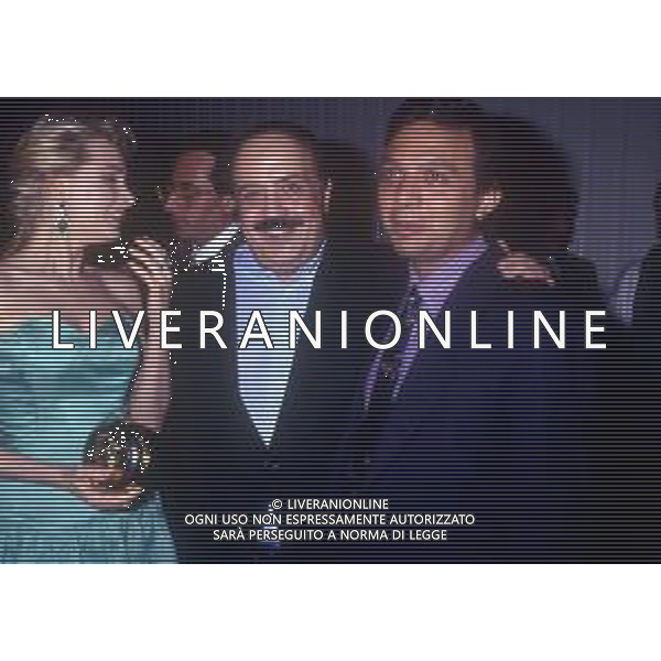RETROSPETTIVA MAURIZIO COSTANZO GIORNALISTA NELLA FOTO CON MOGLIE MARTA FLAVI E PIERO CHIAMBRETTI NEL 1989 ©Archivio Giovanni Liverani/AG. ALDO LIVERANI SAS