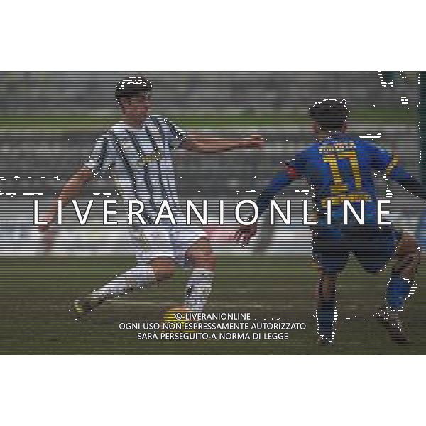 Fabio Fagiolini/LM - Carrarese vs Juventus U23 - Campionato di Calcio Serie C - Lega Pro 2020/2021 09 gennaio 2021 - Carrara, Italia Nella foto: Filippo Ranocchia (Juventus U23) e Giovanni Foresta (Carrarese) @LM/Fabio Fagiolini AG ALDO LIVERANI SAS