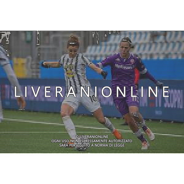 Fabio Fagiolini/LM - Juventus vs Fiorentina Femminile - Italian football Women Supercoppa match 10 January 2021 - chiavari (ge), Italy Photo showing: Cristiana Girelli (Juventus) and Valery Vigilucci (Fiorentina) @LM/Fabio Fagiolini AG ALDO LIVERANI SAS
