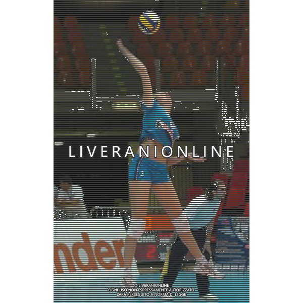 LIVORNO,25 AGOSTO 2005 VOLLEY FEMMINILE QUADRANGOLARE INTERNAZIONALE \'CITTA\' DI LIVORNO\' PARTITA ITALIA-TURCHIA NELLA FOTO:TOGUT ELISA FOTO BIZZI-A.LIVERANI