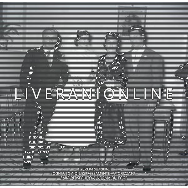RETROSPETTIVA ANTONELLA LUALDI ATTRICE NELLA FOTO ANTONELLA LUALDI CON FRANCO INTERLENGHI IL GIORNO DELLE NOZZE CON FRANCO INTERLENGHI AG ALDO LIVERANI SAS
