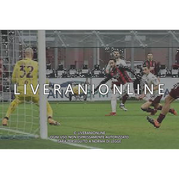 Hakan Calhanoglu (Milan) occasione Milan vs Torino Coppa Italia - ottavi di finale Milano 12-01-2021 Stadio Giuseppe Meazza - San Siro foto Roberto Garavaglia/ag. Aldo Liverani sas /AGENZIA ALDO LIVERANI SAS