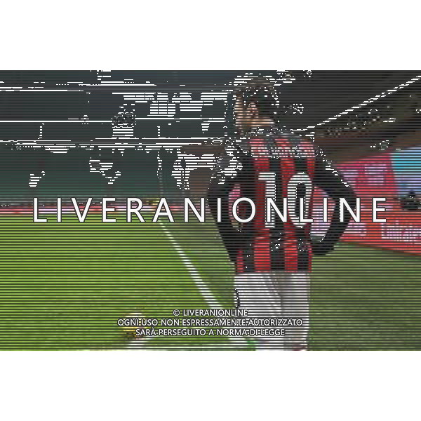 Hakan Calhanoglu (Milan) su calcio d\'angolo Milan vs Torino Coppa Italia - ottavi di finale Milano 12-01-2021 Stadio Giuseppe Meazza - San Siro foto Roberto Garavaglia/ag. Aldo Liverani sas /AGENZIA ALDO LIVERANI SAS