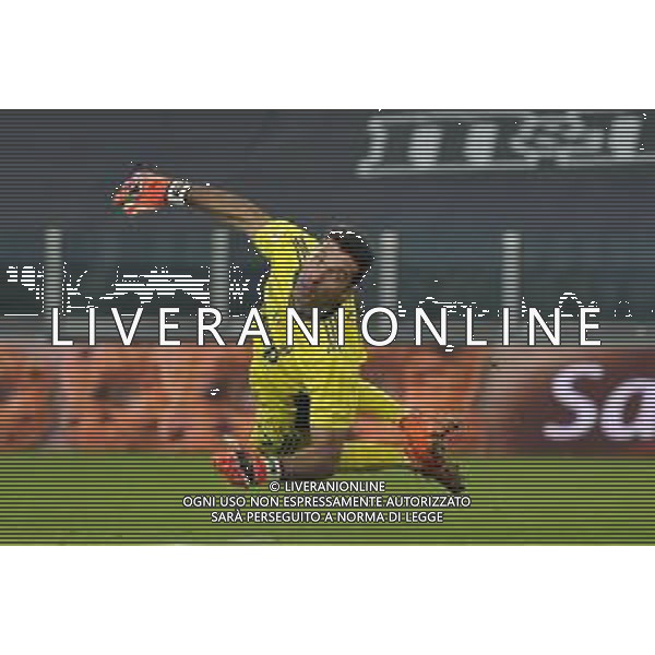 ©Falzone/Agenzia Aldo Liverani Torino 13.01.2021 Stadio Allianz Stadium Juventus vs Genoa Ottavi di Coppa Italia 2020-2021 Nella foto : VOLO INVANO DI GIANLUIGI BUFFON SUL GOL DI MELEGONI ©Falzone/AGENZIA ALDO LIVERANI SAS