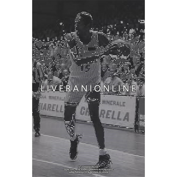 1996-1997 CANTU \' COPPA ITALIA DI BASKET POLTI\' CANTU\'-BENETTON TREVISO NELLA FOTO JERRY REYNOLDS AG ALDO LIVERANI SAS