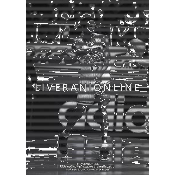 1996-1997 CANTU \' COPPA ITALIA DI BASKET POLTI\' CANTU\'-BENETTON TREVISO NELLA FOTO JERRY REYNOLDS AG ALDO LIVERANI SAS