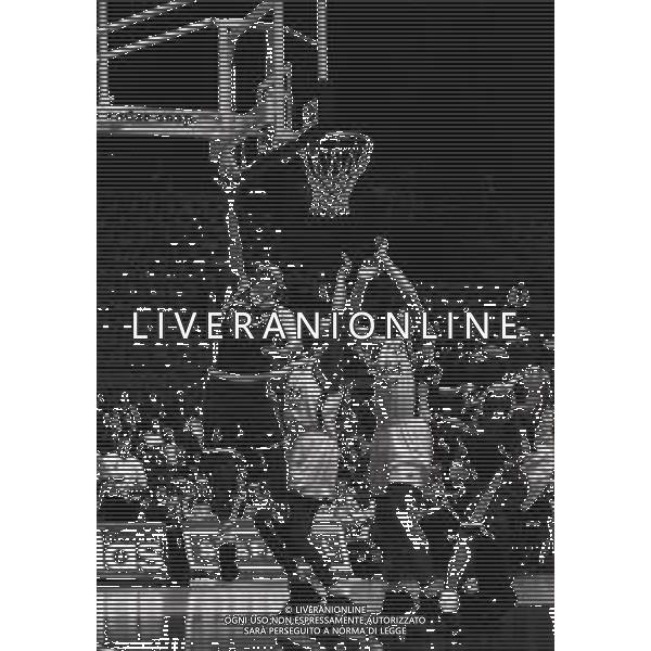 1996-1997 MILANO FIBA EUROLEAGUE STEFANEL MILANO-CSKA MOSCA NELLA FOTO FLAVIO PORTALUPPI AG ALDO LIVERANI SAS