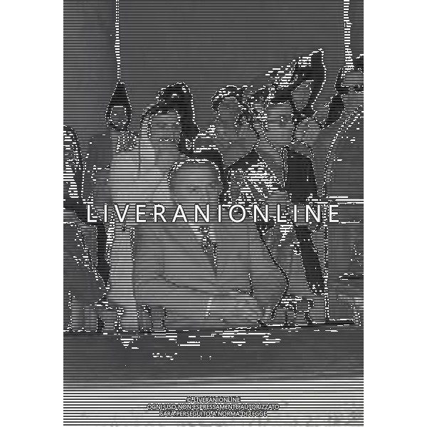 RETROSPETTAIVA FEDERICO FELLINI REGISTA NELLA FOTO FEDERICO FELLINI NELL\'ANNO 1971 RICEVE LA LAUREA AD HONOREM ALL\'UNIVERSITA\' DI PAVIA AG ALDO LIVERANI SAS  