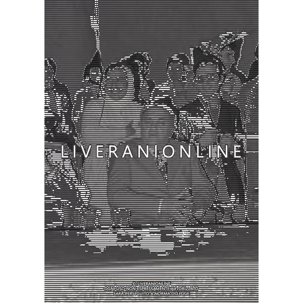 RETROSPETTAIVA FEDERICO FELLINI REGISTA NELLA FOTO FEDERICO FELLINI NELL\'ANNO 1971 RICEVE LA LAUREA AD HONOREM ALL\'UNIVERSITA\' DI PAVIA AG ALDO LIVERANI SAS  