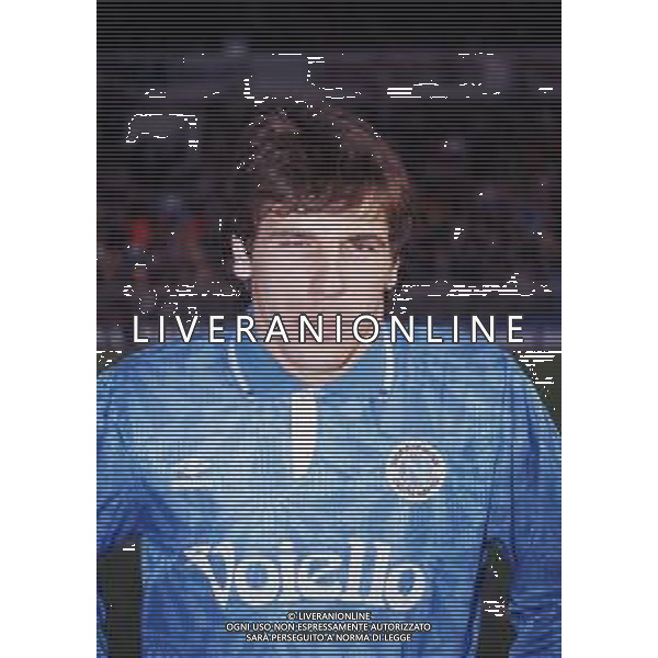 GIANFRANCO ZOLA CALCIATORE CON LA MAGLIA DEL NAPOLI NEL 1991-1992 - RETROSPETTIVA ©Archivio DFP/AGENZIA ALDO LIVERANI SAS