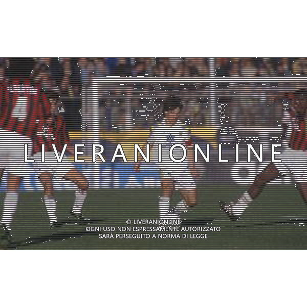 GIANFRANCO ZOLA CALCIATORE CON LA MAGLIA DEL PARMA - RETROSPETTIVA ANNI \'90 NELLA FOTO NEL 1995-1996 ©Archivio DFP/AGENZIA ALDO LIVERANI SAS