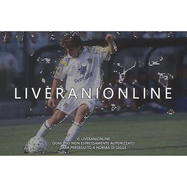 GIANFRANCO ZOLA CALCIATORE CON LA MAGLIA DEL PARMA - RETROSPETTIVA ANNI \'90 NELLA FOTO NEL 1995-1996 ©Archivio DFP/AGENZIA ALDO LIVERANI SAS