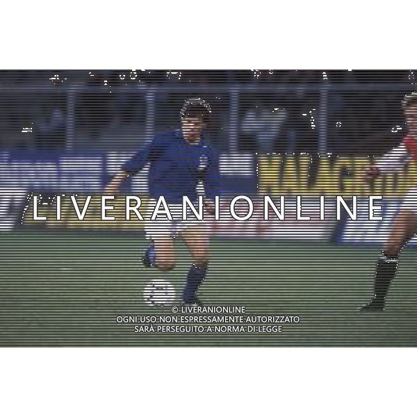 GIANFRANCO ZOLA CALCIATORE CON LA MAGLIA DELLA NAZIONALE ITALIANA - RETROSPETTIVA ANNI \'90 NELLA FOTO NEL 1991-1992 ©Archivio DFP/AGENZIA ALDO LIVERANI SAS