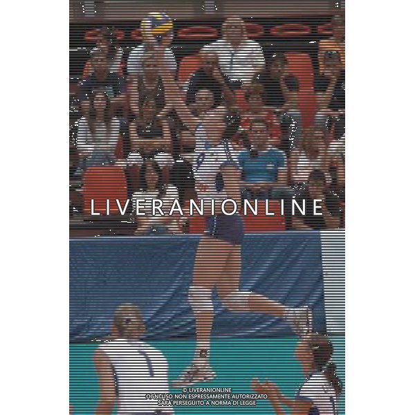 ITALIA- CROAZIA VOLLEY FEMMINILE: TORNEO INTERNAZIONALE \'CITTA\' DI LIVORNO\' 26/08/2005 NELLA FOTO:CENTONI NADIA FOTO DI: A.BIZZI/AGENZIA ALDO LIVERANI