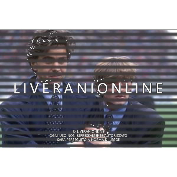 RETROSPETTIVA GIUSEPPE SIGNORI CALCIATORE CON LA MAGLIA DELLA NAZIONALE ITALIANA NEL 1992-1993 NELLA FOTO CON ALESSANDRO (BILLY) COSTACURTA ©Archivio DFP/AG ALDO LIVERANI SAS