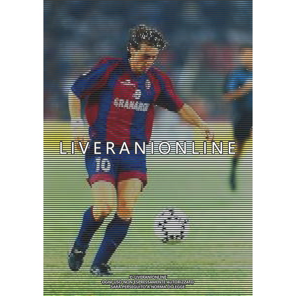 GIUSEPPE SIGNORI CALCIATORE CON LA MAGLIA DEL BOLOGNA NEL 1999-2000 - RETROSPETTIVA ©Archivio DFP/AG ALDO LIVERANI SAS