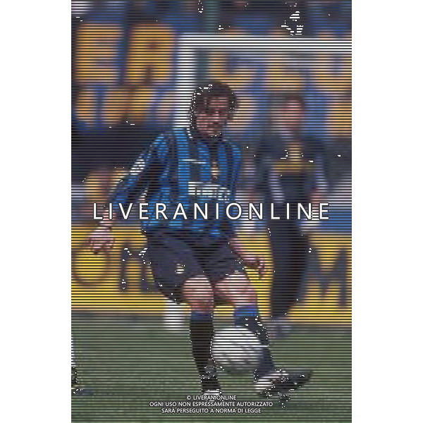 LUIGI SARTOR CALCIATORE CON LA MAGLIA DELL\'INTER NEL 1997-1998 - RETROSPETTIVA ©Archivio DFP/AG ALDO LIVERANI SAS