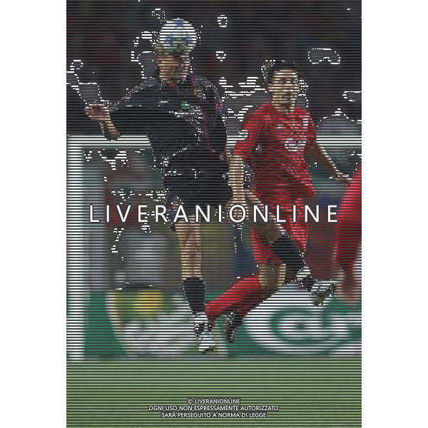 Liverpool - Cska Mosca supercoppa europea a montecarlo 26/08/2005 nella foto berezutskiy vasiliy e morientes ph luzzani/agenzia aldo liverani