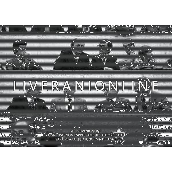 20-10-1973 ROMA QUALIFICAZIONI AI MONDIALI DI CALCIO ITALIA SVIZZERA 2-0 NELA FOTO SANDRO PERTINI-ARTEMIO FRANCHI-GIOVANNI LEONE AG ALDO LIVERANI SAS