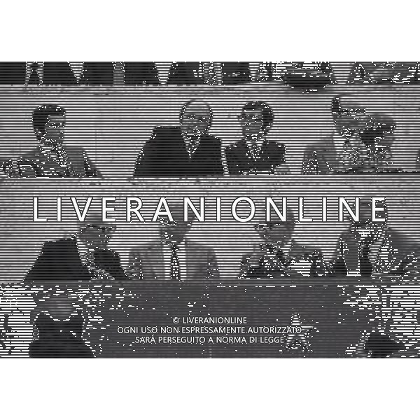 20-10-1973 ROMA QUALIFICAZIONI AI MONDIALI DI CALCIO ITALIA SVIZZERA 2-0 NELA FOTO SANDRO PERTINI-ARTEMIO FRANCHI-GIOVANNI LEONE AG ALDO LIVERANI SAS