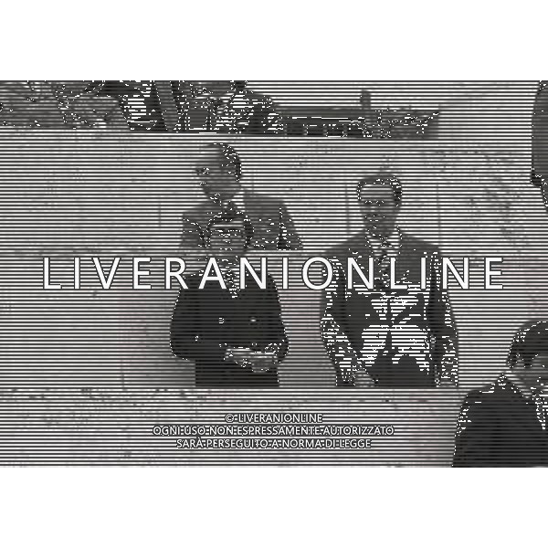 20-10-1973 ROMA QUALIFICAZIONI AI MONDIALI DI CALCIO ITALIA SVIZZERA 2-0 NELA FOTO IL FIGLIO DI GIOVANNI LEONE MAURO LEONE IN TRIBUNA AG ALDO LIVERANI SAS