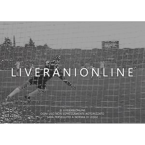 20-10-1973 ROMA QUALIFICAZIONI AI MONDIALI DI CALCIO ITALIA SVIZZERA 2-0 NELA FOTO RIGORE GIANNI RIVERA AG ALDO LIVERANI SAS