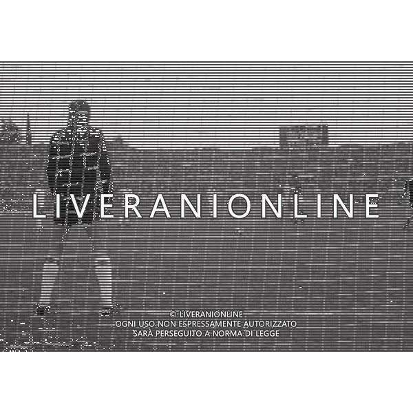 20-10-1973 ROMA QUALIFICAZIONI AI MONDIALI DI CALCIO ITALIA SVIZZERA 2-0 NELA FOTO RIGORE GIANNI RIVERA AG ALDO LIVERANI SAS