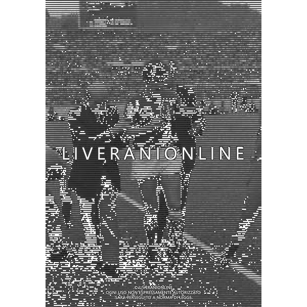 20-10-1973 ROMA QUALIFICAZIONI AI MONDIALI DI CALCIO ITALIA SVIZZERA 2-0 NELA FOTO INFORTUNIO GIANNI RIVERA AG ALDO LIVERANI SAS