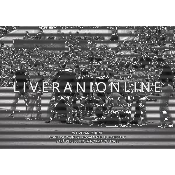 20-10-1973 ROMA QUALIFICAZIONI AI MONDIALI DI CALCIO ITALIA SVIZZERA 2-0 NELA FOTO INFORTUNIO GIANNI RIVERA AG ALDO LIVERANI SAS