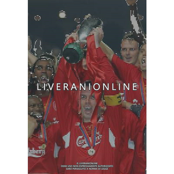 Liverpool - Cska Mosca supercoppa europea a montecarlo 26/08/2005 nella foto carragher festeggiamenti del liverpool vincitore della supercoppa ph luzzani/agenzia aldo liverani