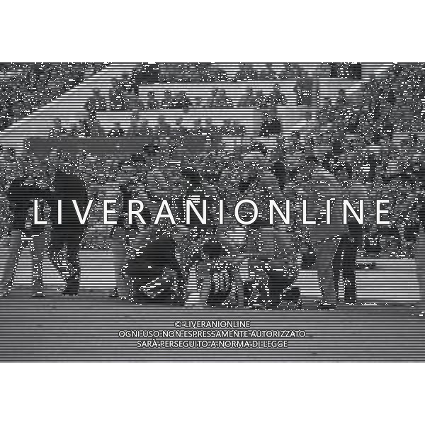 20-10-1973 ROMA QUALIFICAZIONI AI MONDIALI DI CALCIO ITALIA SVIZZERA 2-0 NELA FOTO INFORTUNIO GIANNI RIVERA AG ALDO LIVERANI SAS