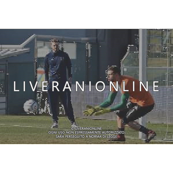 Gabriele Masotti/LM - Pisa SC vs Brescia Calcio - Italian Football Championship League BKT 2020/2021 16 January 2021 - Arena Garibaldi, pisa, Italy Photo showing: Stefano Gori (Pisa) watching his teammate Leonardo Loria during warmup @LM/Gabriele Masotti AG ALDO LIVERANI SAS