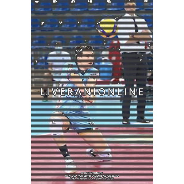 Roberto Bartomeoli/LM - Cucine Lube Civitanova vs Leo Shoes Modena - Volleyball Italian Serie A Men Superleague Championship 2020/2021 16 January 2021 - Palasport Eurosuole Forum, civitanova marche, Italy Photo showing: Bagher of Jenia Grebennikov (Leo Shoes Modena) @LM/Roberto Bartomeoli AG ALDO LIVERANI SAS