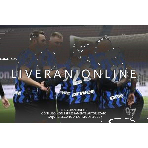 esultanza Inter dopo il gol dell\'1 a 0 di Arturo Vidal Inter vs Juventus Campionato Serie A TIM - 18a giornata Milano 17-01-2021 Stadio Giuseppe Meazza - San Siro foto Roberto Garavaglia/ag. Aldo Liverani sas /AGENZIA ALDO LIVERANI SAS