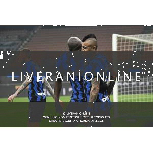 esultanza Inter dopo il gol dell\'1 a 0 di Arturo Vidal con Romelu Lukaku Inter vs Juventus Campionato Serie A TIM - 18a giornata Milano 17-01-2021 Stadio Giuseppe Meazza - San Siro foto Roberto Garavaglia/ag. Aldo Liverani sas /AGENZIA ALDO LIVERANI SAS