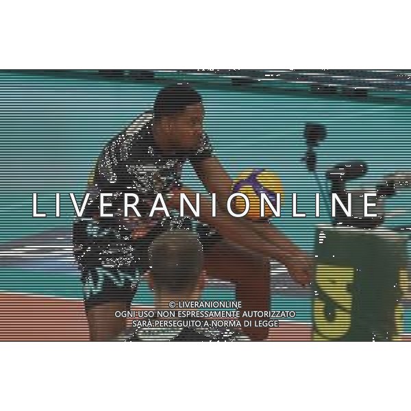 Loris Cerquiglini/LM - Sir Safety Conad Perugia vs Allianz Milano - Volleyball Italian Serie A Men Superleague Championship 2020/2021 17 January 2021 - PalaEvangelisti, perugia, Italy Photo showing: wilfredo leon venero (n.9 hitter spiker sir safety conad perugia) bagher @LM/Loris Cerquiglini AG ALDO LIVERANI SAS