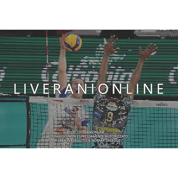 Loris Cerquiglini/LM - Sir Safety Conad Perugia vs Allianz Milano - Volleyball Italian Serie A Men Superleague Championship 2020/2021 17 January 2021 - PalaEvangelisti, perugia, Italy Photo showing: trevor clevenot (n.17 hitter spicker power volley milano) vs wilfredo leon venero (n.9 hitter spiker sir safety conad perugia) @LM/Loris Cerquiglini AG ALDO LIVERANI SAS