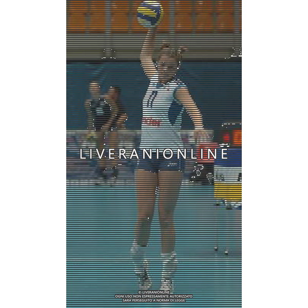 LIVORNO,26 AGOSTO 2005 VOLLEY FEMMINILE QUADRANGOLARE INTERNAZIONALE \'CITTA\' DI LIVORNO\' PARTITA ITALIA-CROAZIA NELLA FOTO: ORTOLANI SERENA FOTO BIZZI-A.LIVERANI