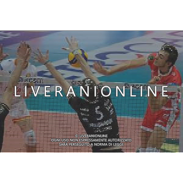 Roberto Tommasini/LM - NBV Verona vs Consar Ravenna - Volleyball Italian Serie A Men Superleague Championship 2020/2021 17 January 2021 - AGSM Forum, Verona, Italy Photo showing: Spike of Eric Loeppky - Consar Ravenna @LM/Roberto Tommasini AG ALDO LIVERANI SAS