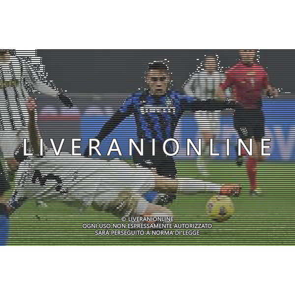 Lautaro Martinez (Inter) e Giorgio Chiellini Inter vs Juventus Campionato Serie A TIM - 18a giornata Milano 17-01-2021 Stadio Giuseppe Meazza - San Siro foto Roberto Garavaglia/ag. Aldo Liverani sas /AGENZIA ALDO LIVERANI SAS