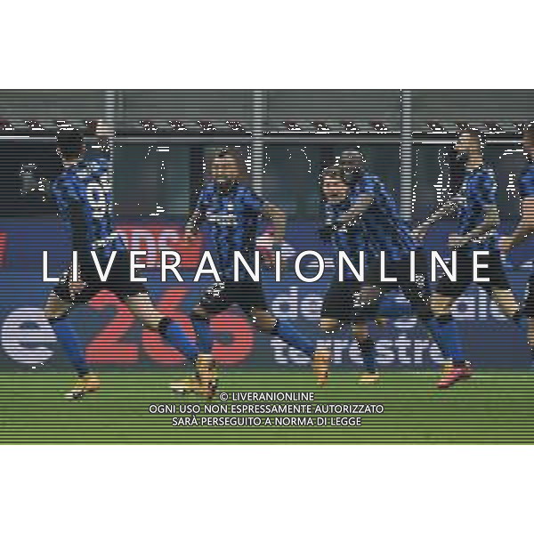 esultanza Inter dopo il gol del 2 a 0 di Nicolo\' Barella (Inter) Inter vs Juventus Campionato Serie A TIM - 18a giornata Milano 17-01-2021 Stadio Giuseppe Meazza - San Siro foto Roberto Garavaglia/ag. Aldo Liverani sas /AGENZIA ALDO LIVERANI SAS