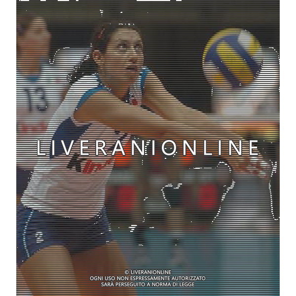 LIVORNO,26 AGOSTO 2005 VOLLEY FEMMINILE QUADRANGOLARE INTERNAZIONALE \'CITTA\' DI LIVORNO\' PARTITA ITALIA-CROAZIA NELLA FOTO: RINIERI SIMONA FOTO BIZZI-A.LIVERANI