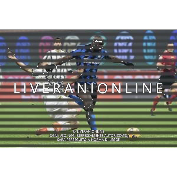 Romelu Lukaku (Inter) e sulla SX Giorgio Chiellini (Juventus) Inter vs Juventus Campionato Serie A TIM - 18a giornata Milano 17-01-2021 Stadio Giuseppe Meazza - San Siro foto Roberto Garavaglia/ag. Aldo Liverani sas