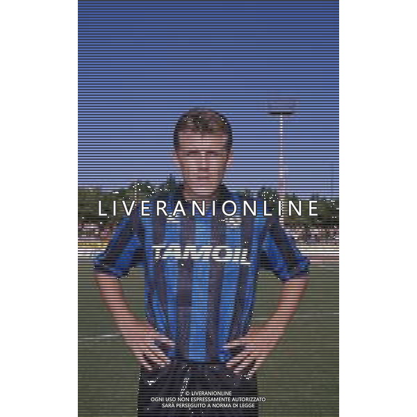 RETROSPETTIVA FRANCK SAUZEE CALCIATORE FRANCESE CON LA MAGLIA DELL\'ATALANTA NEL 1993-1994. ©Archivio DFP/AGENZIA ALDO LIVERANI SAS