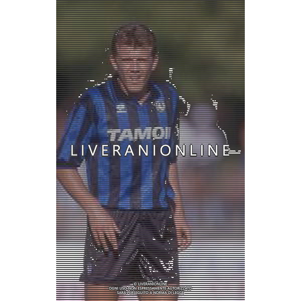 RETROSPETTIVA FRANCK SAUZEE CALCIATORE FRANCESE CON LA MAGLIA DELL\'ATALANTA NEL 1993-1994. ©Archivio DFP/AGENZIA ALDO LIVERANI SAS